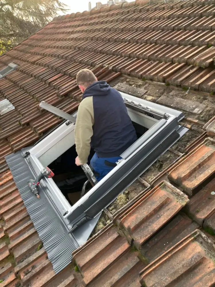 Pose de velux à Villevaudé