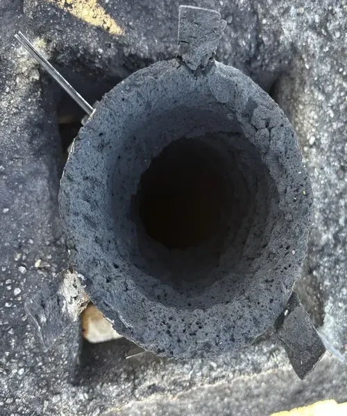 conduit-cheminee-avant-debistrag-2